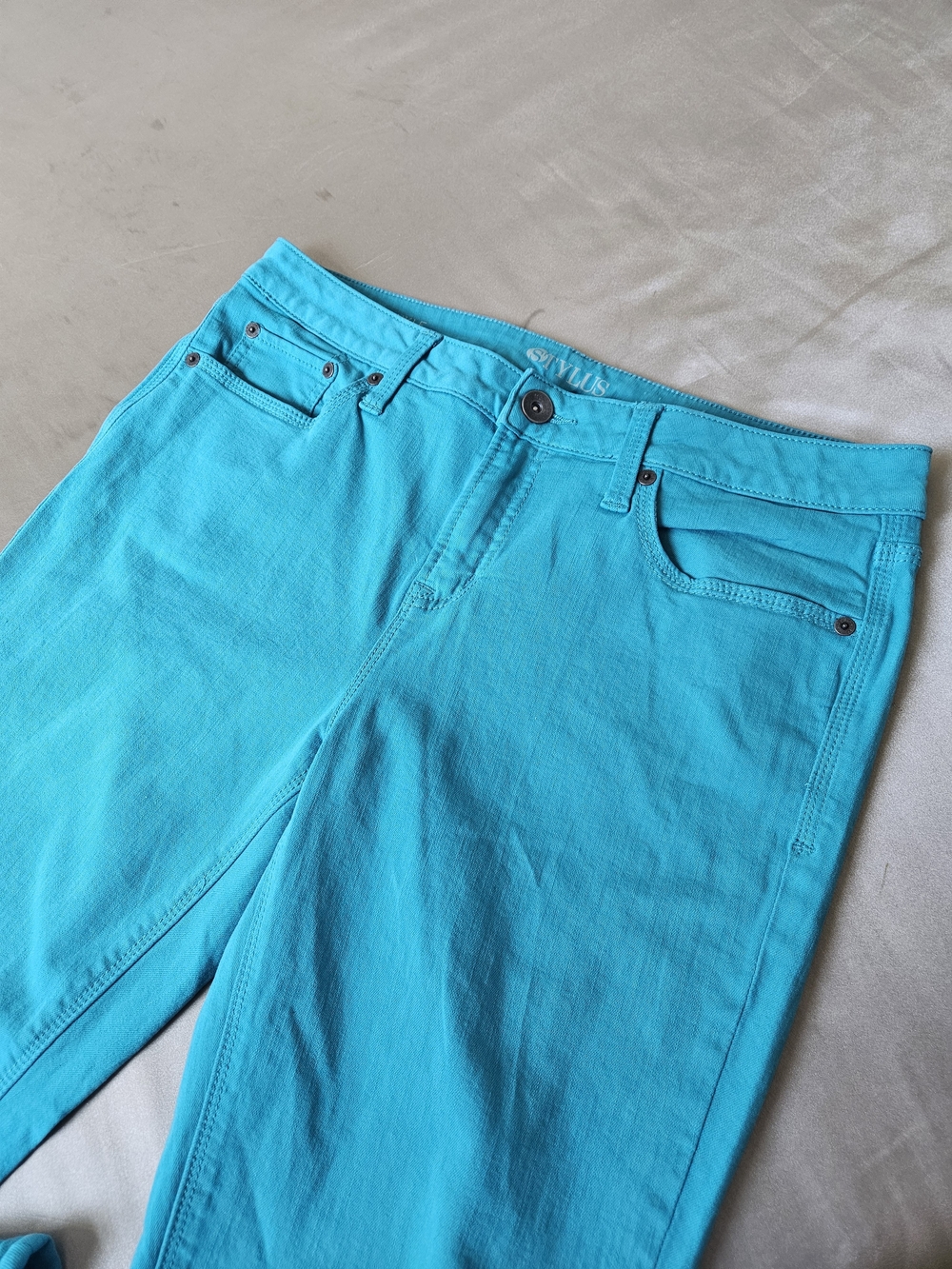 STYLUS Teal Ankle Jeans Size 31/12